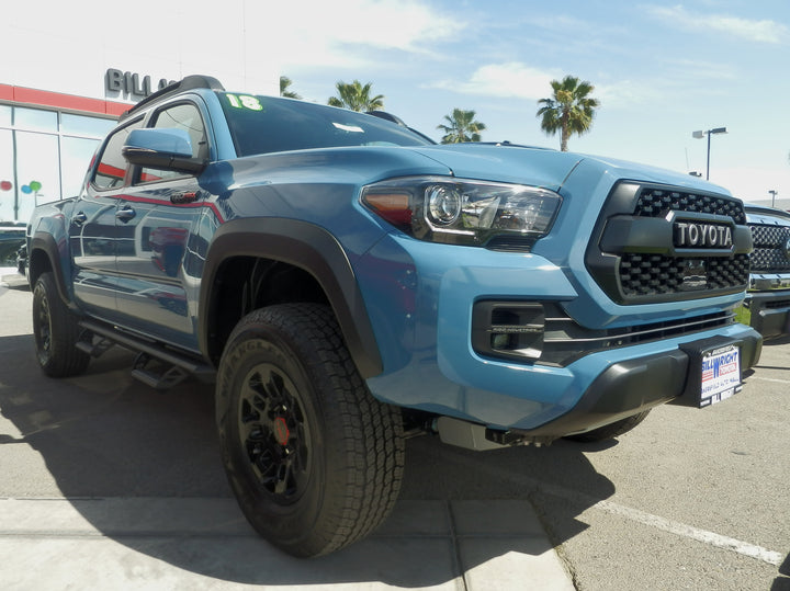 Desert Does It Seat Jacker installed in a Toyota Tacoma
