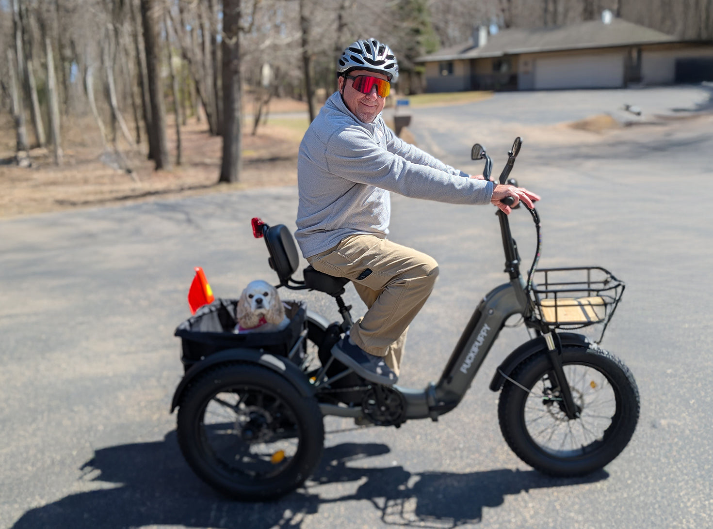 PUCKIPUPPY electric bike rider on the road